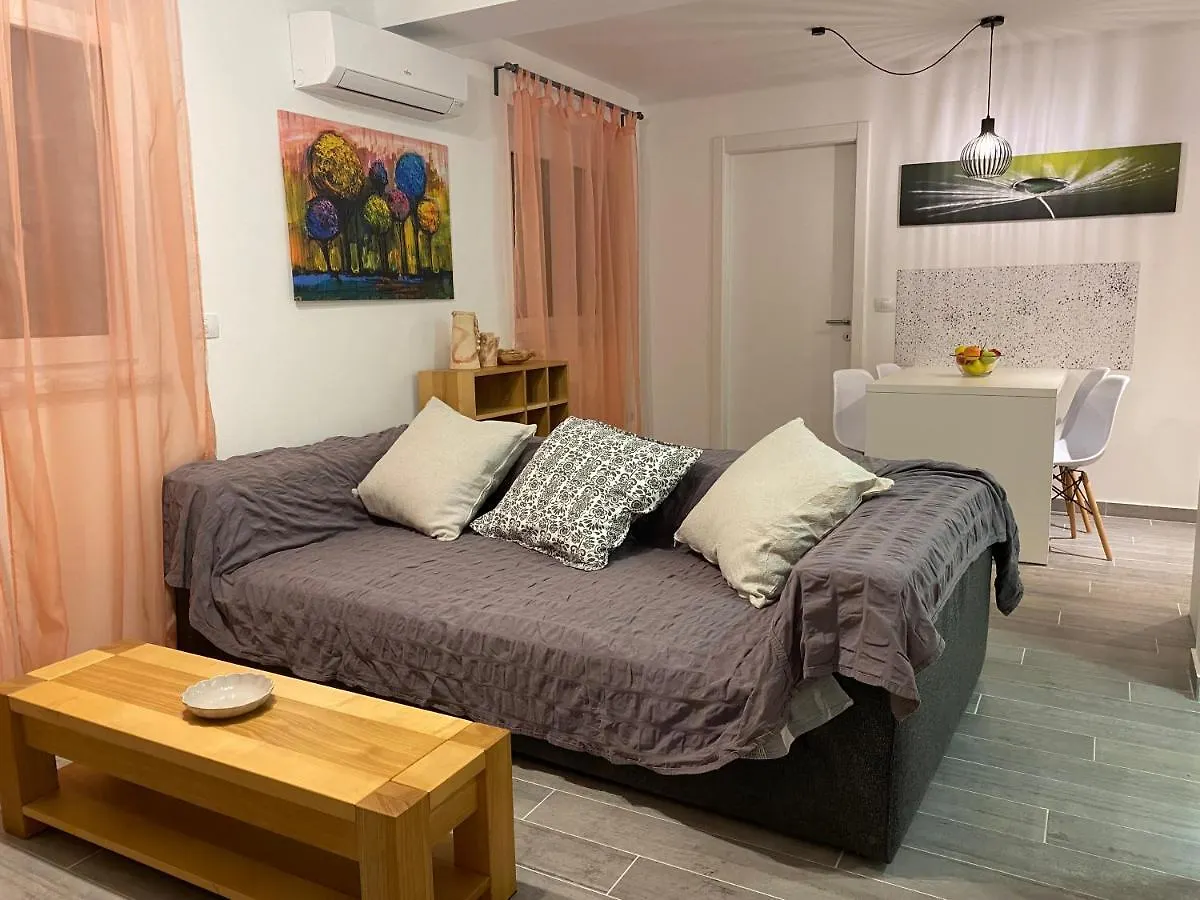 Polaris Apartment Pula Kroatien